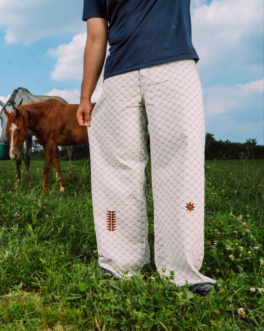 Kuffiyah Pinstripe Jeans - Cream
